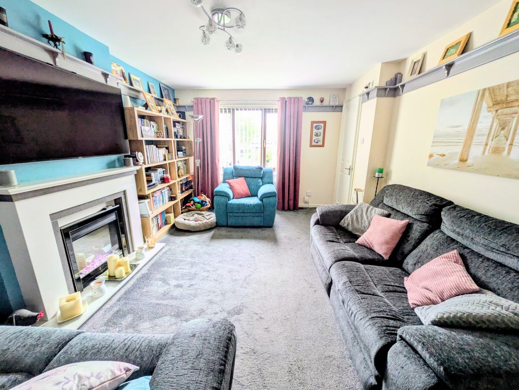 Property photo 2 of 22 1000025929