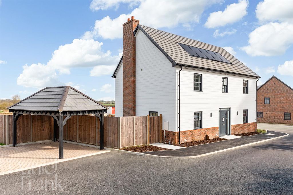 Property photo 1 of 44