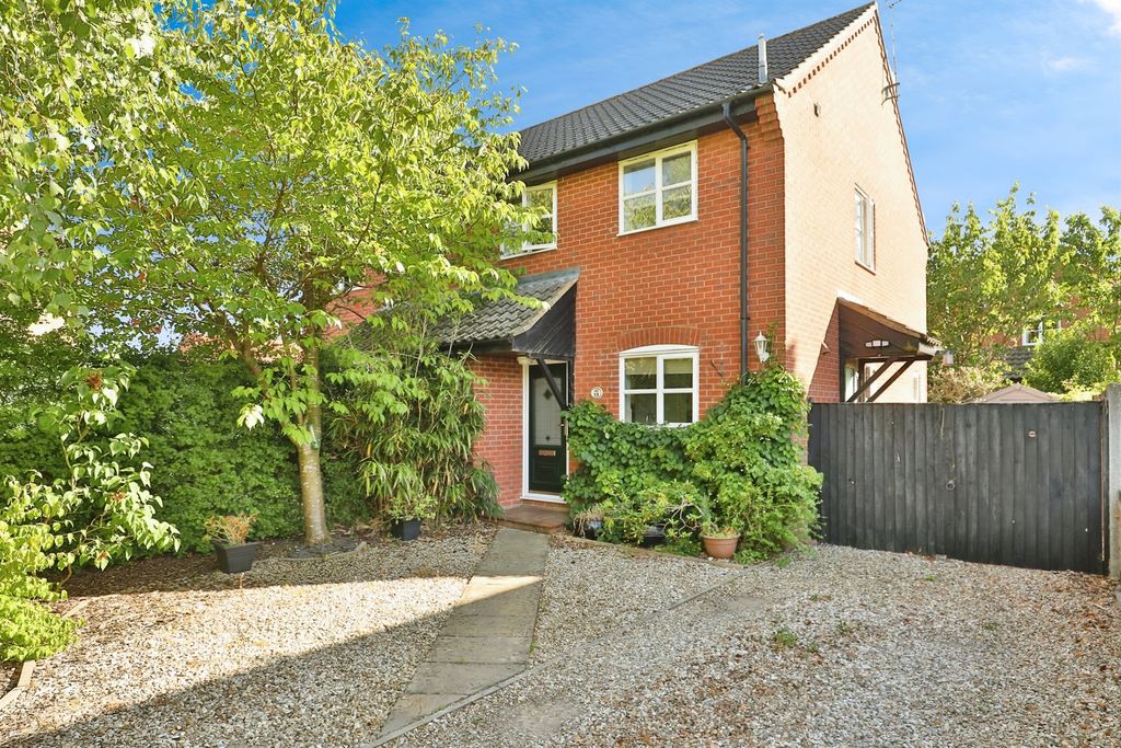 Property photo 1 of 15