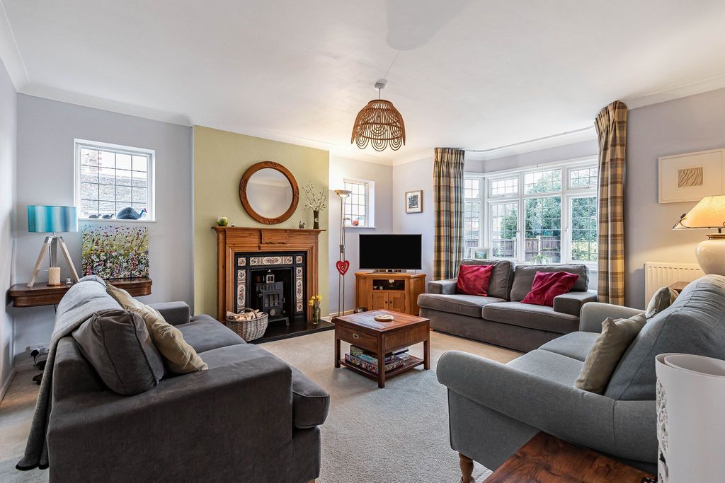 Property photo 2 of 23 Photograph 13