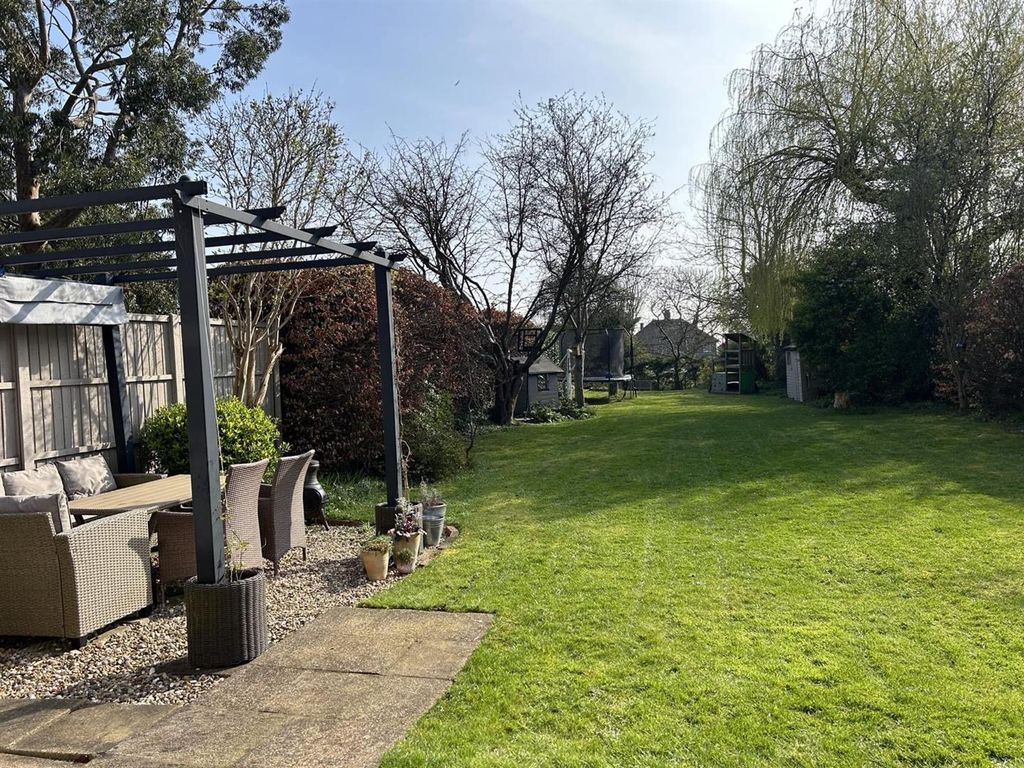 Property photo 3 of 23 Outside