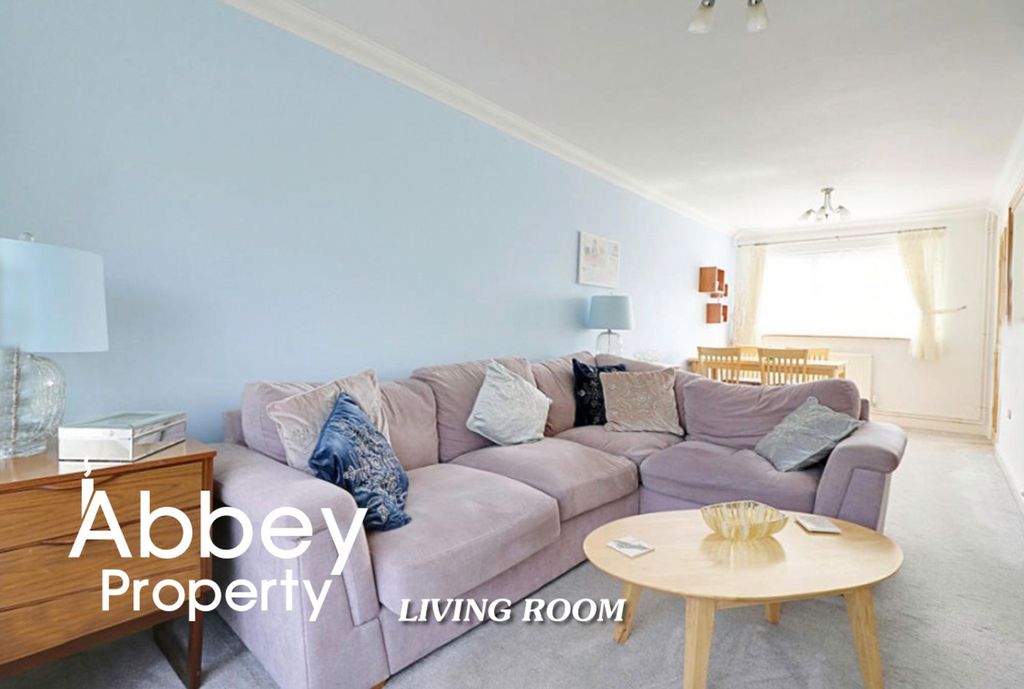 Property photo 2 of 24