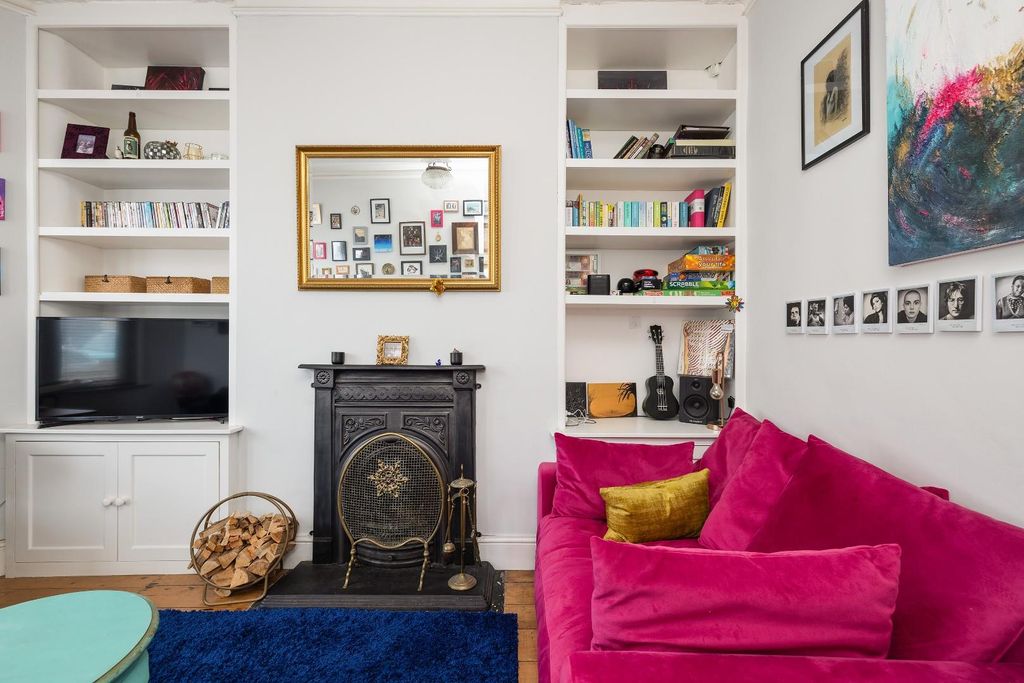 Property photo 1 of 24 Char8567.Jpg