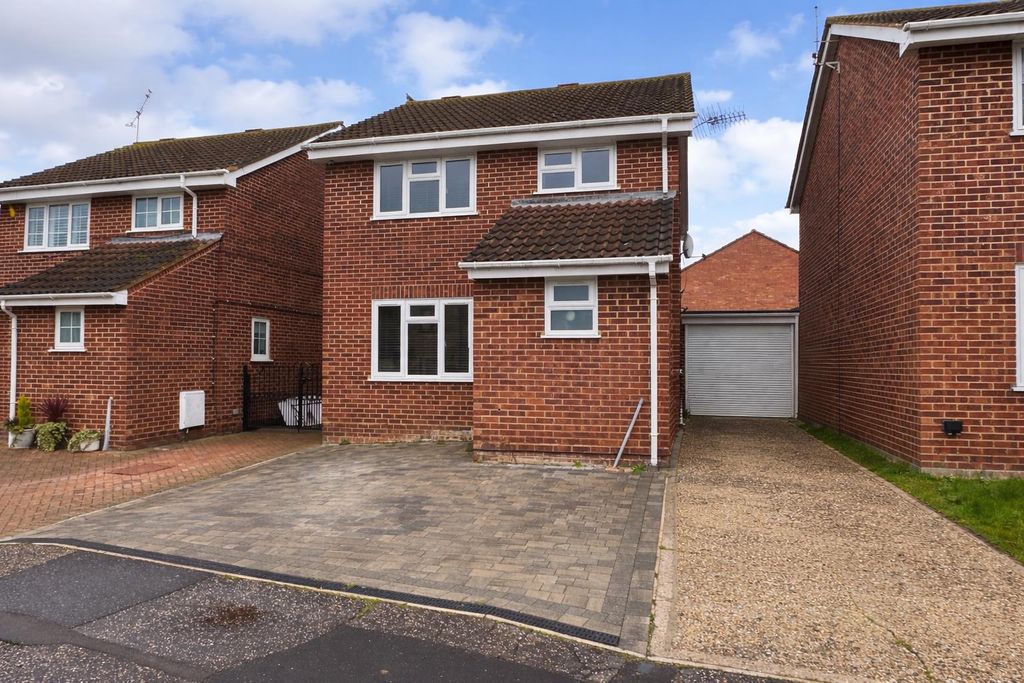 Property photo 1 of 19 6Fa999D4-98Dd-4D87-B4Bf-Cad122B65081.Png