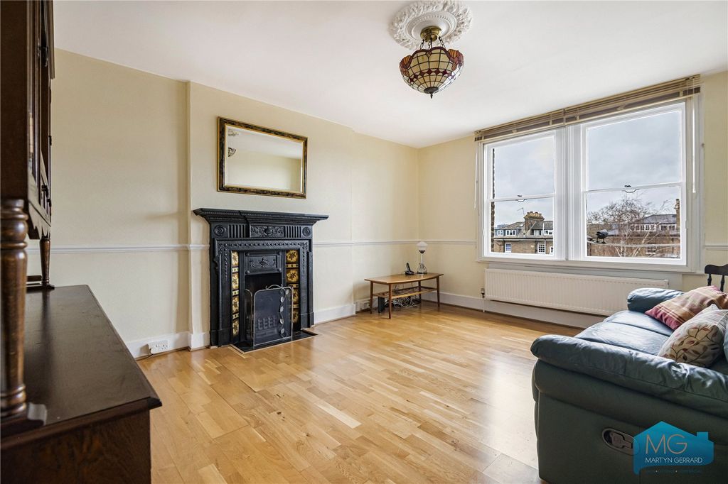 Property photo 2 of 18 Picture No. 05