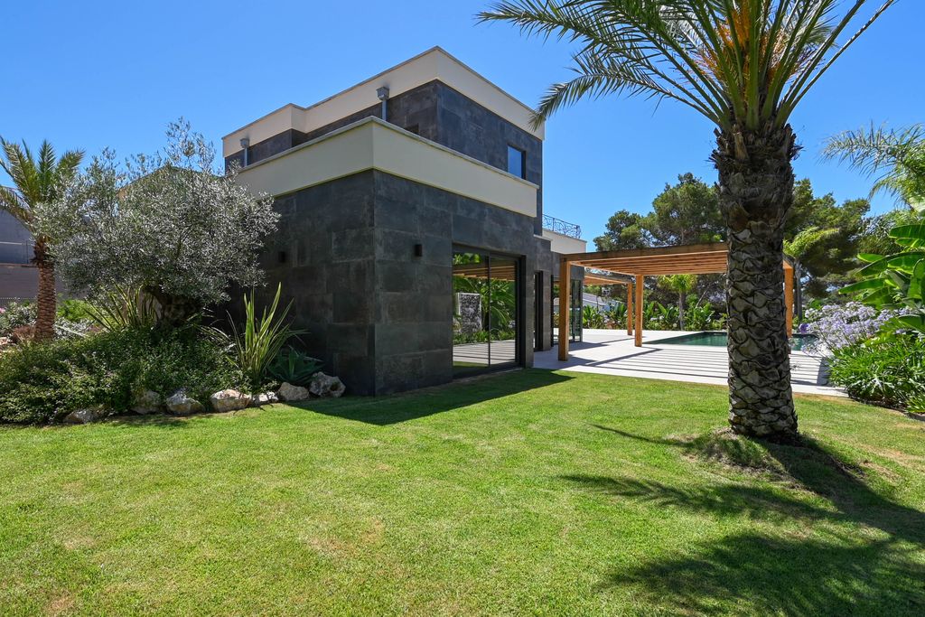 Property photo 2 of 40 Image2