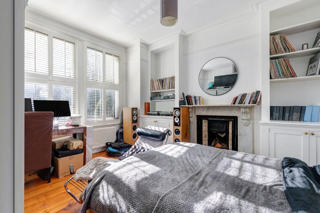 Property photo 3 of 17 Picture No. 09