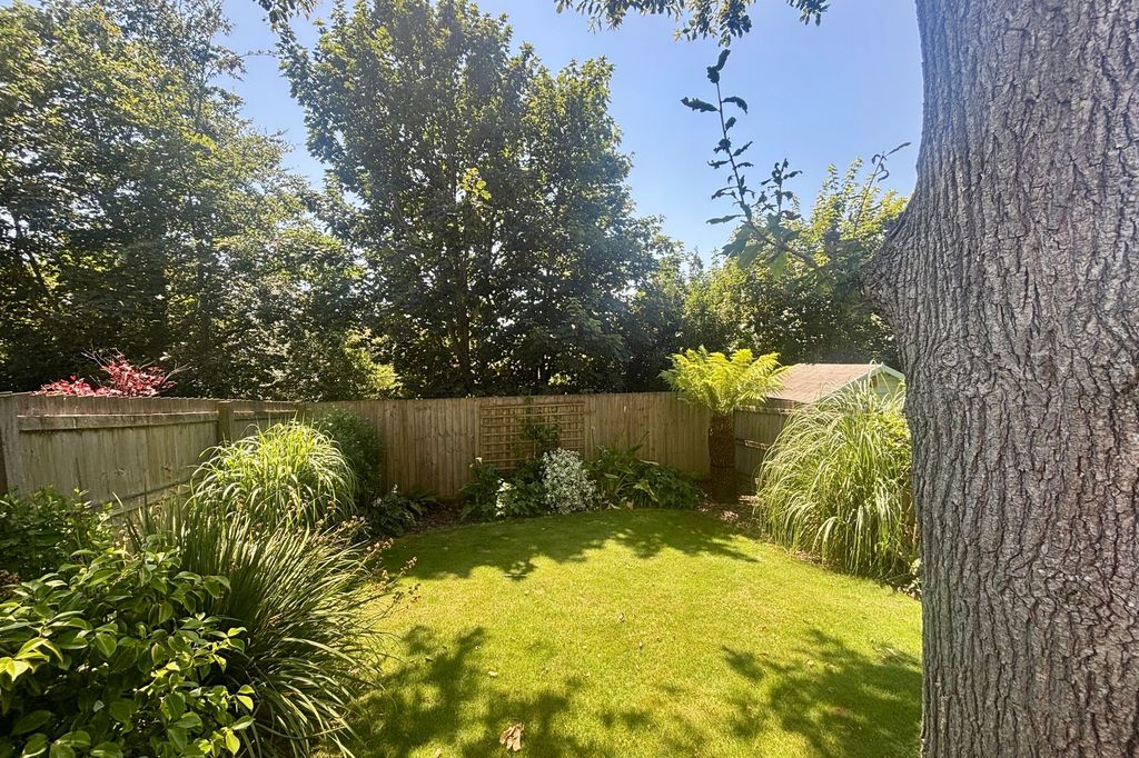 Property photo 2 of 22