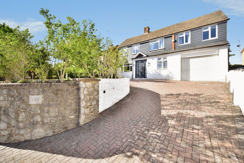 Property photo 2 of 30 Pbox-Img.Jpg