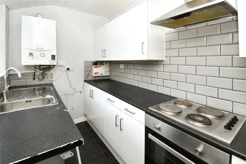 Property photo 2 of 15 Photography