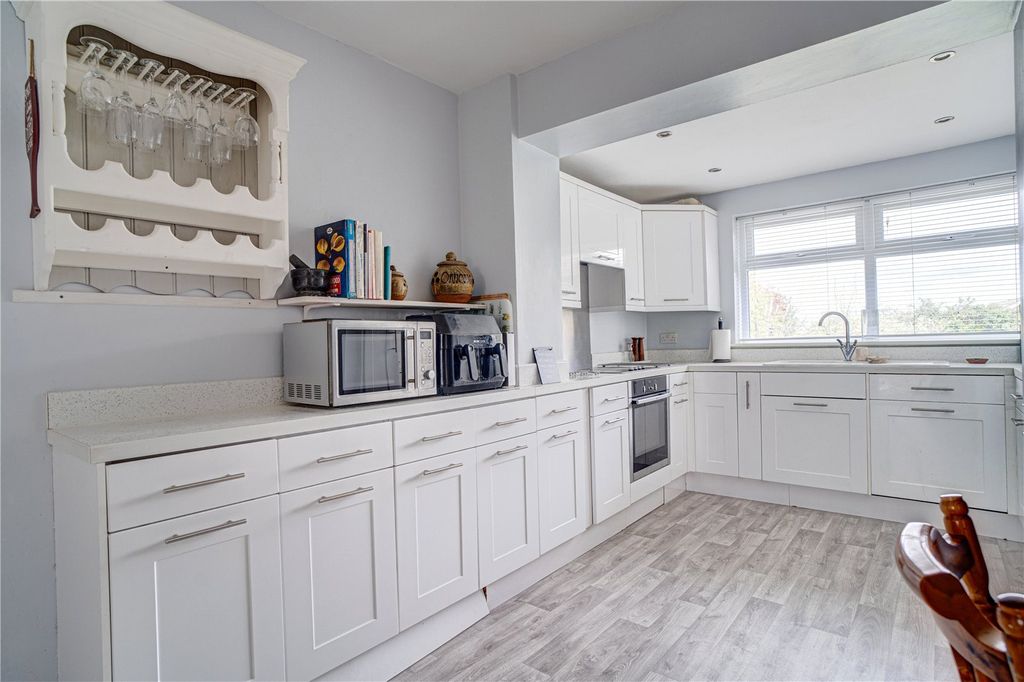 Property photo 2 of 10 Picture No. 02