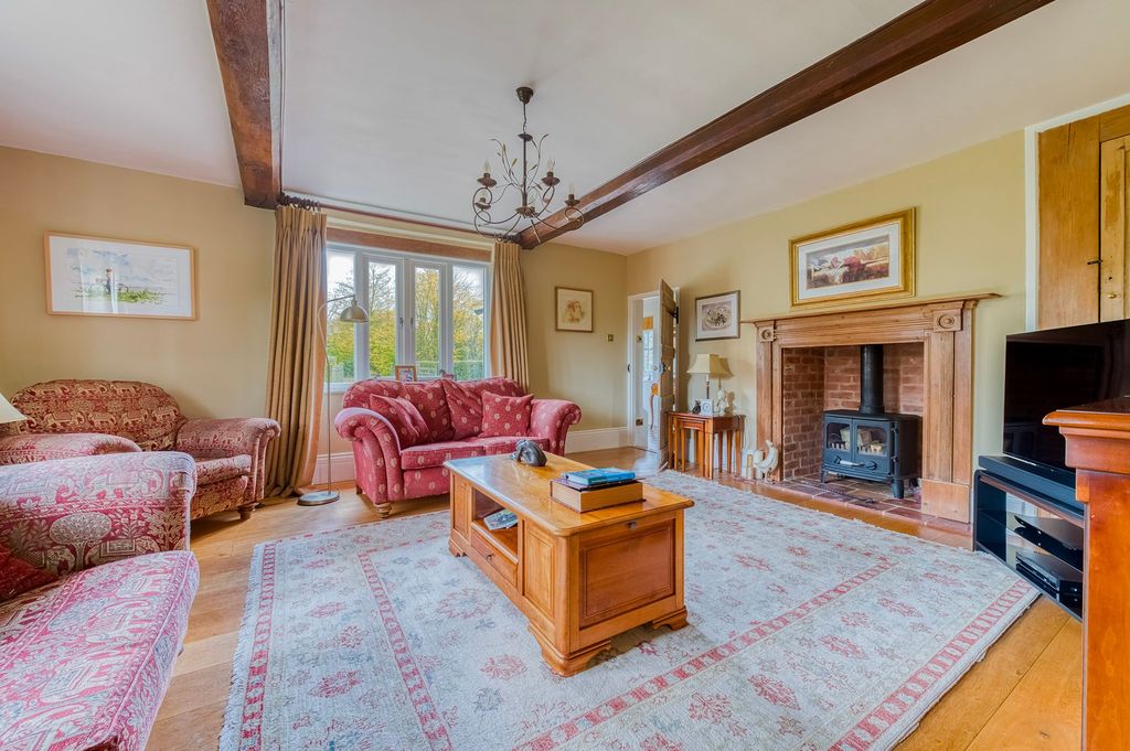 Property photo 2 of 30