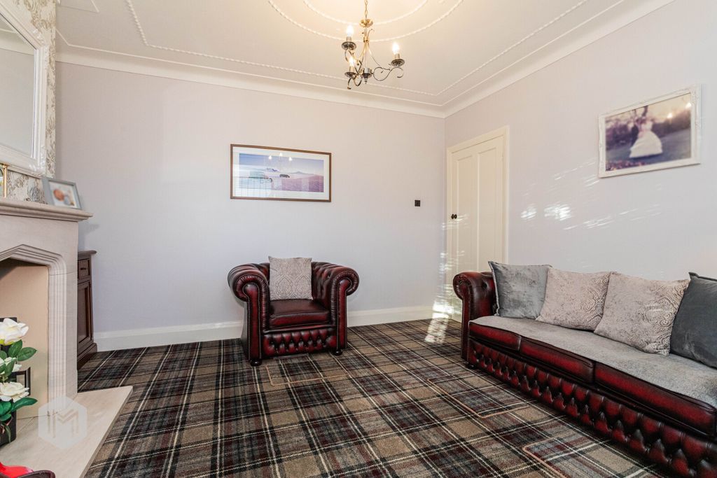 Property photo 3 of 26 Picture No. 02