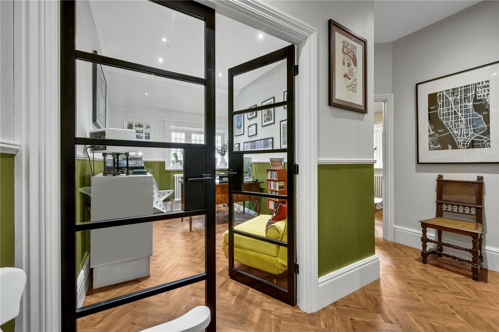 Property photo 3 of 12 Hallway/Study
