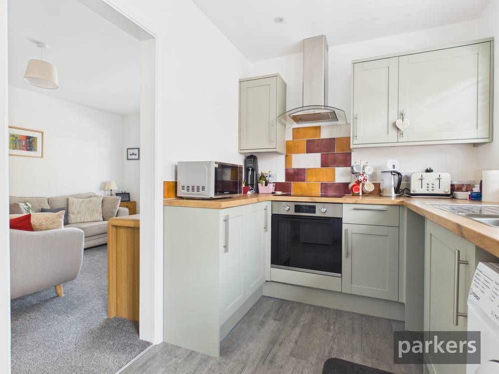 Property photo 2 of 15 Kitchen