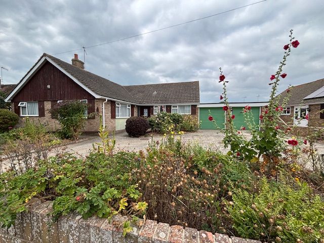 Property photo 1 of 18 Front