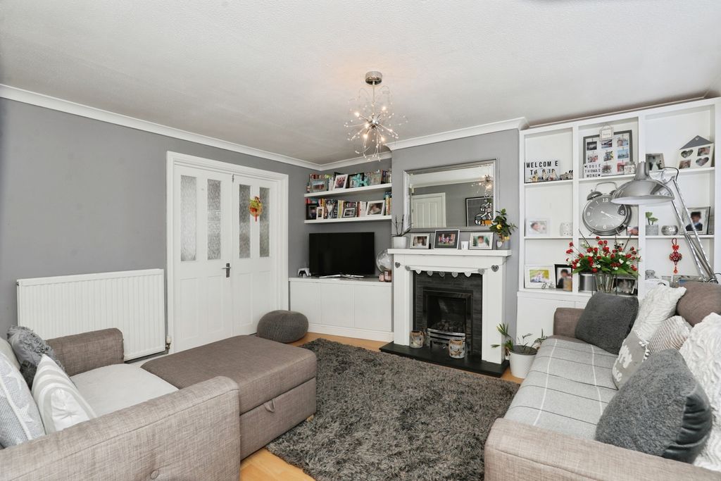 Property photo 2 of 27 Pbox-Img.Jpg