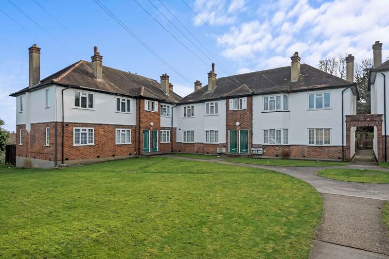 Property photo 1 of 10 Photo 9