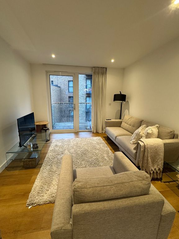 Property photo 1 of 9