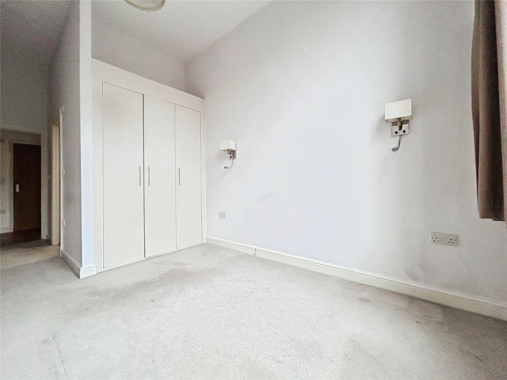 Property photo 3 of 15 Picture No. 20