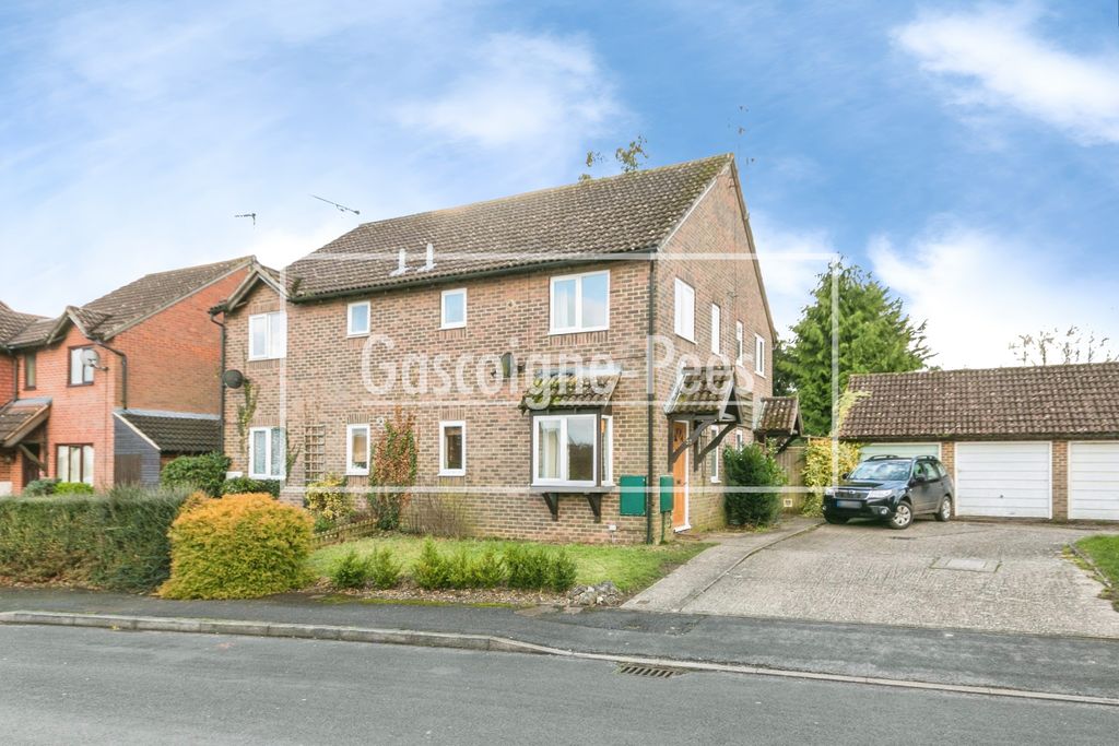 Property photo 1 of 6