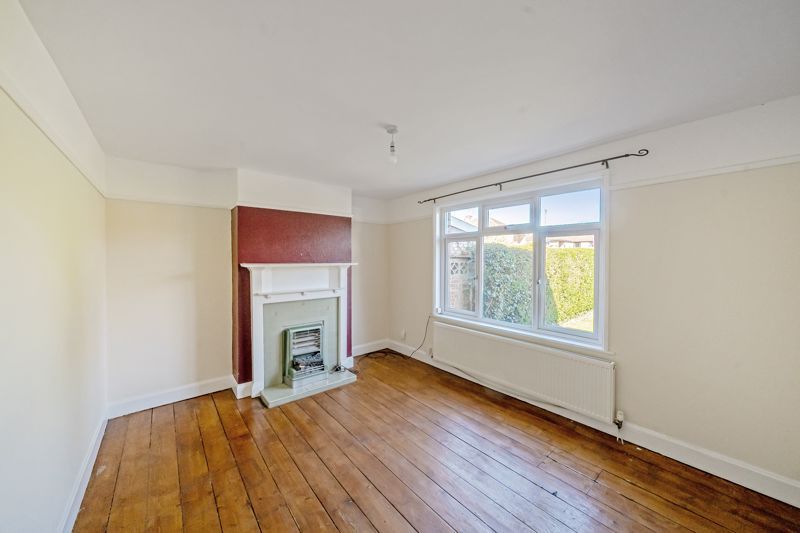 Property photo 3 of 12 Photo 1