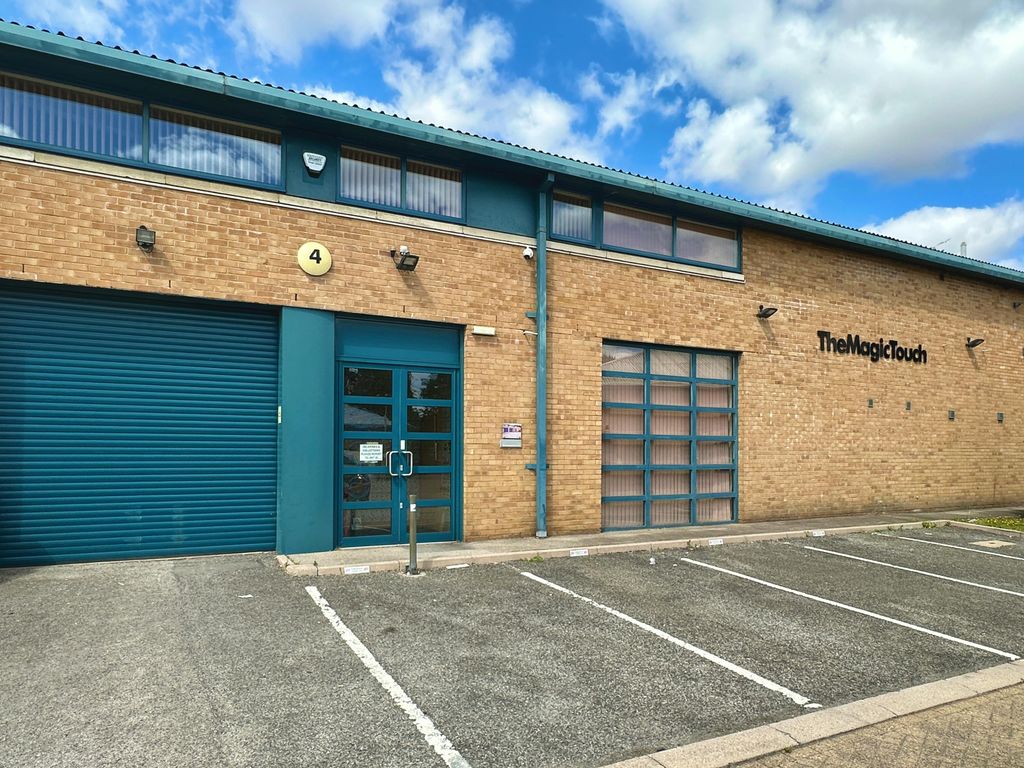 Property photo 2 of 8 4 Apex External 2.Jpg