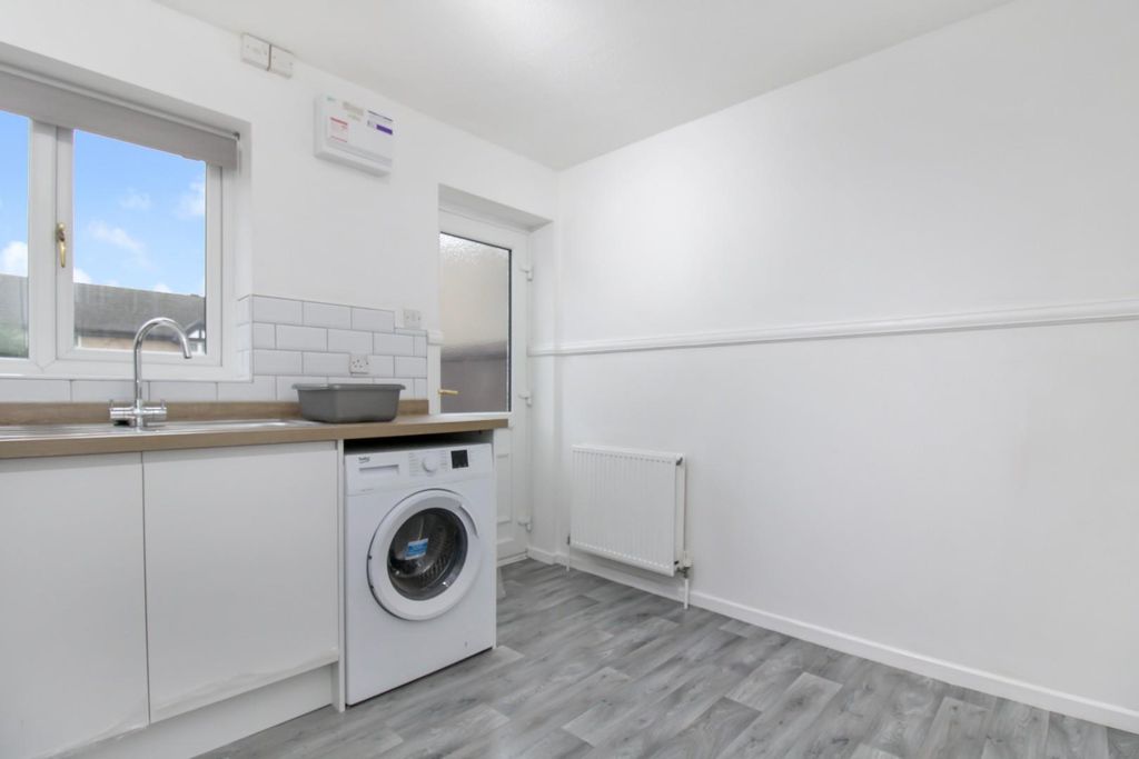 Property photo 2 of 11 Img_6272.Jpg