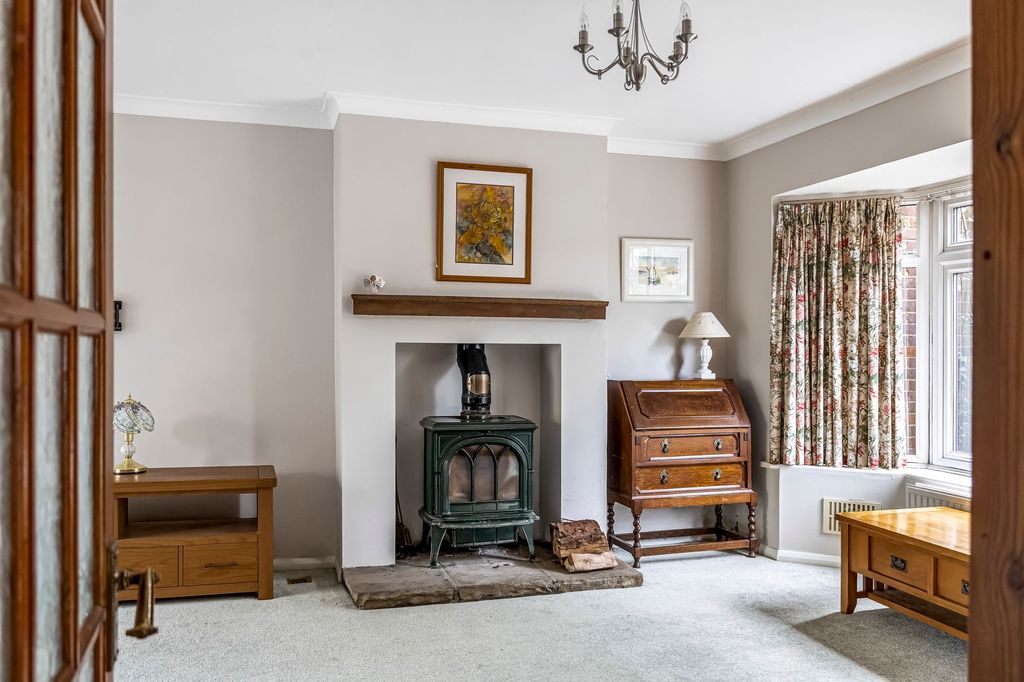 Property photo 2 of 18