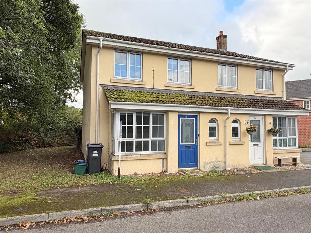Property photo 1 of 11