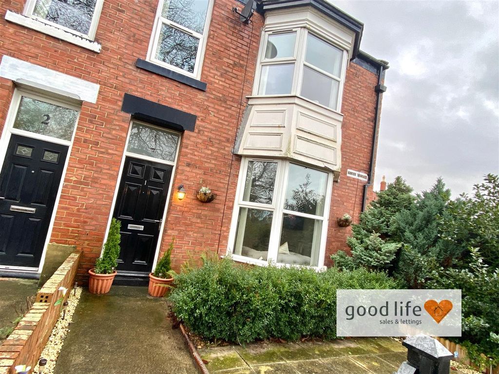 Property photo 2 of 34 20251118_132115372_Ios1Hunterterrace.Jpg