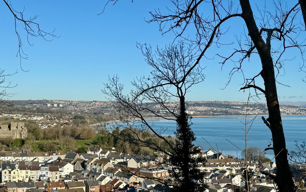 Property photo 1 of 47