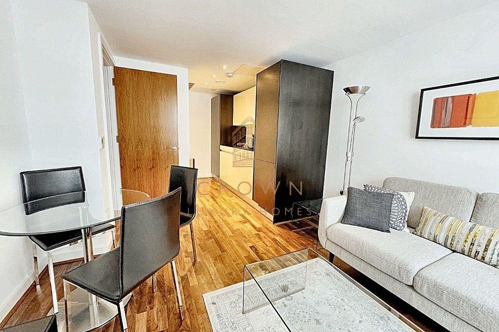 Property photo 3 of 10 Lp-1083 (7).Jpg