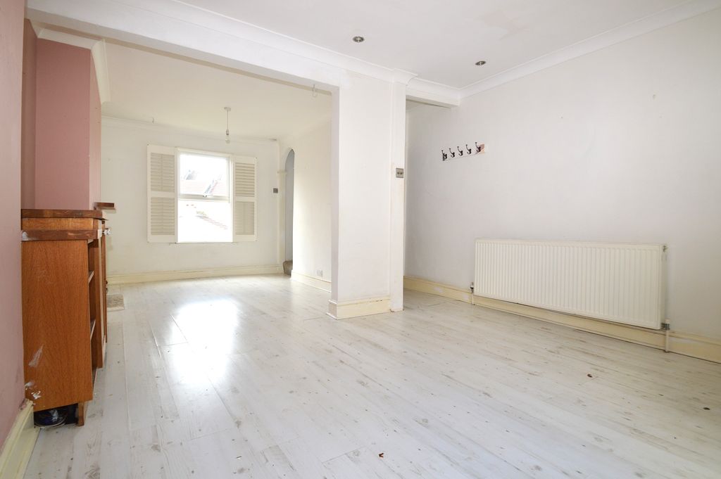 Property photo 3 of 10 Dsc_1397