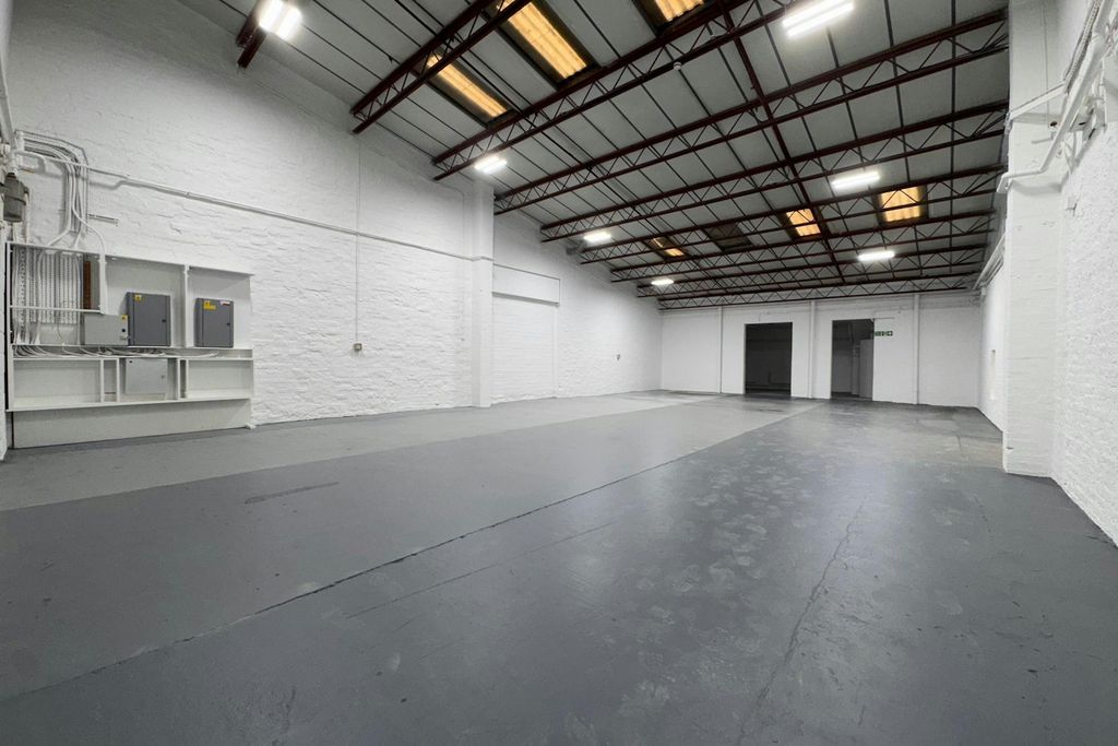 Property photo 3 of 5