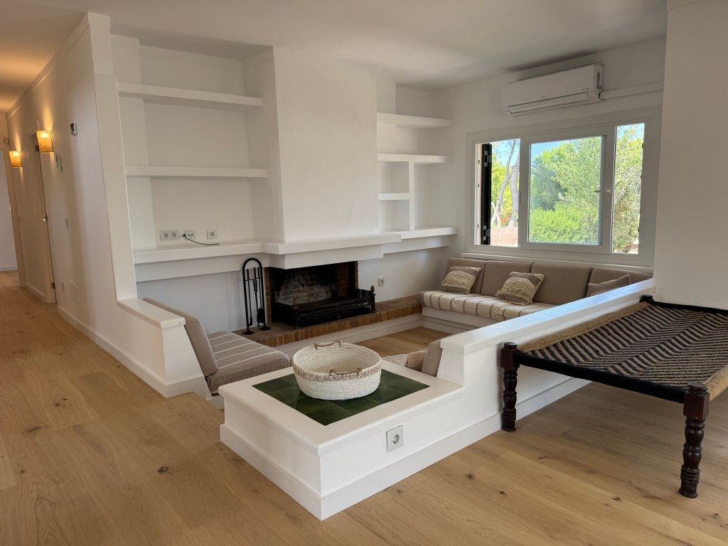 Property photo 3 of 15 Img_6532