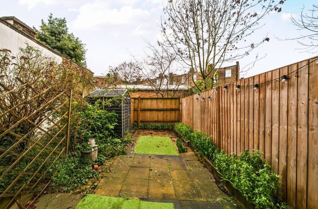 Property photo 1 of 14 Picture No. 22