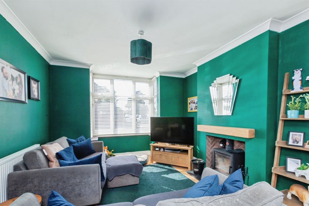 Property photo 2 of 15