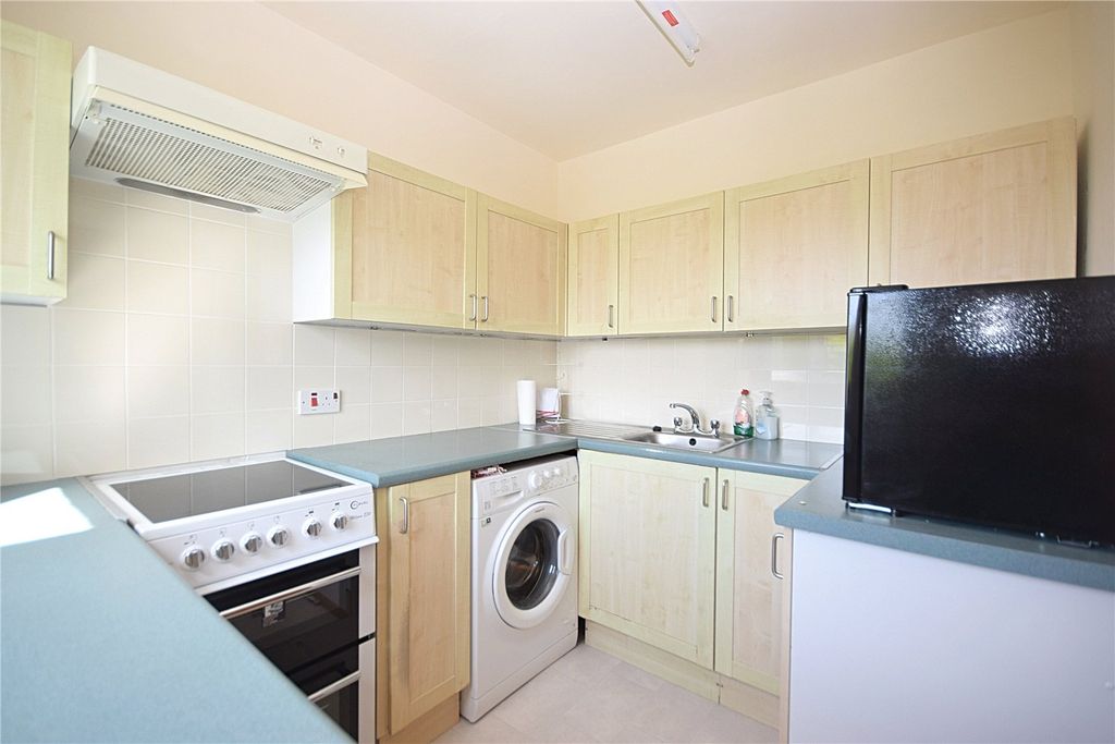 Property photo 3 of 13 Picture No. 14
