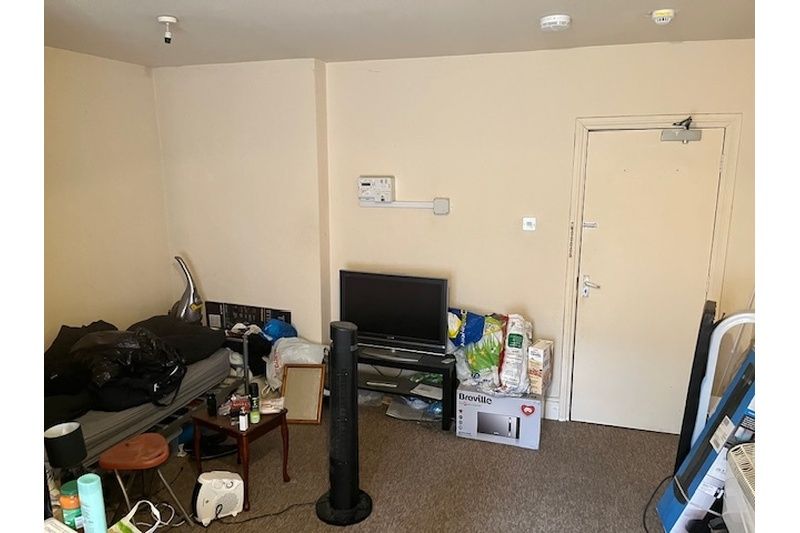 Property photo 3 of 7