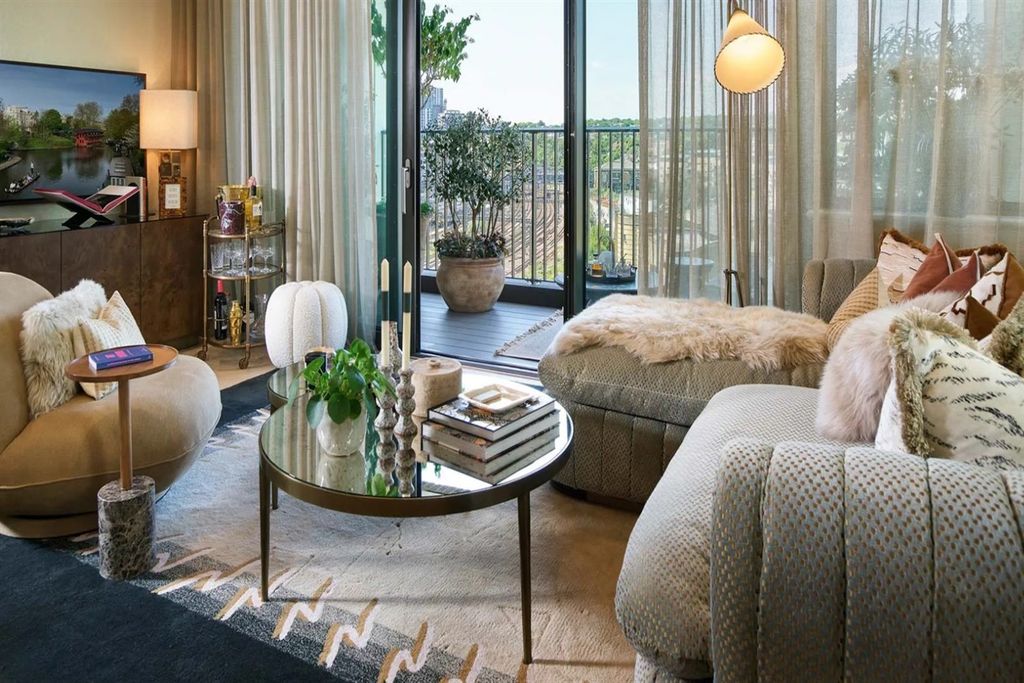 Property photo 1 of 11 (Main)