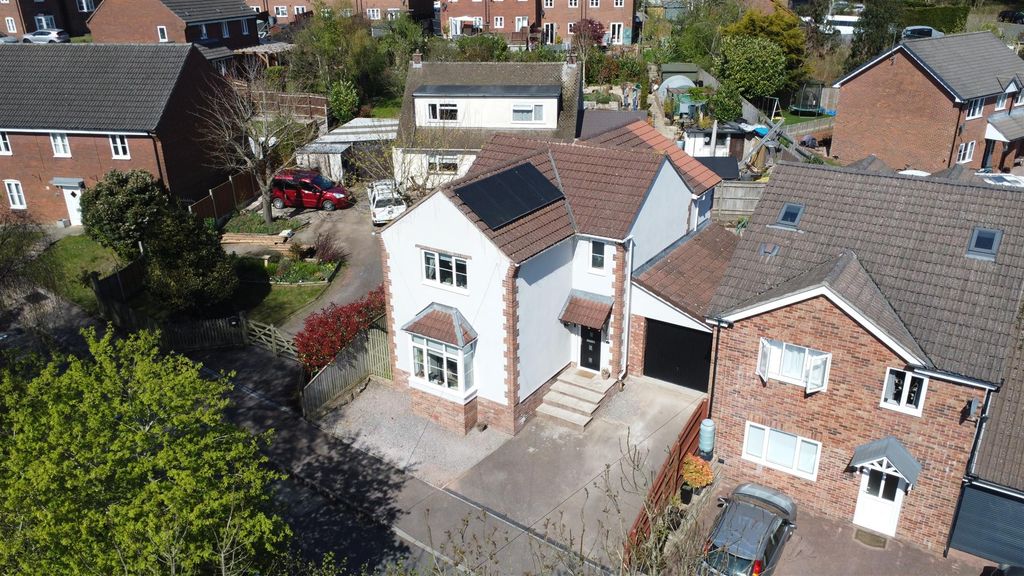 Property photo 1 of 22