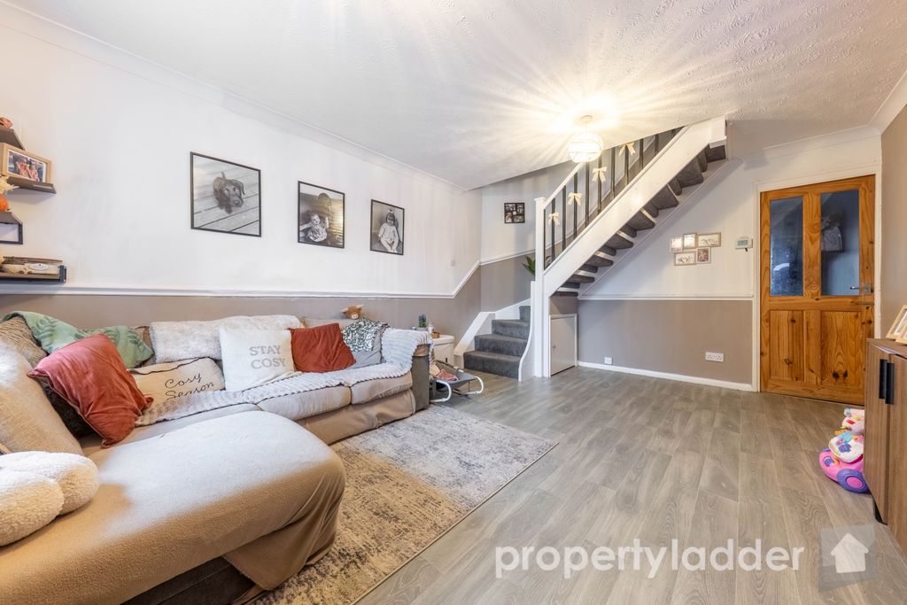 Property photo 2 of 12 Pl