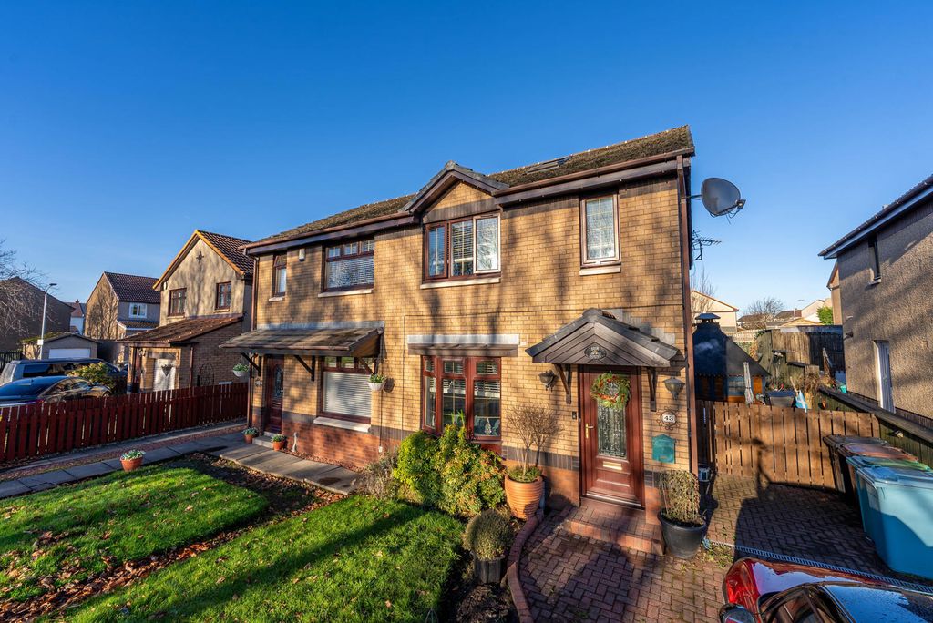 Property photo 1 of 26 Front (Exterior)