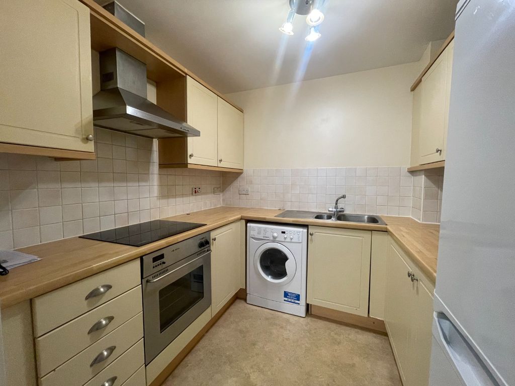 Property photo 2 of 11 3339572