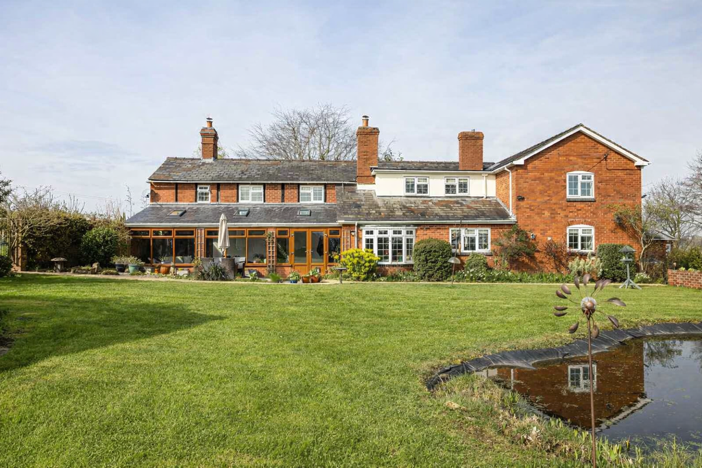 Property photo 2 of 43 Rear Bache Farmhouse