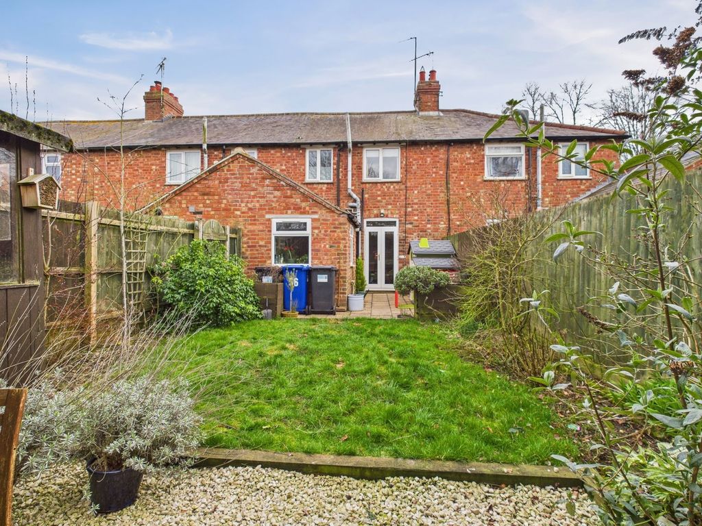 Property photo 2 of 23