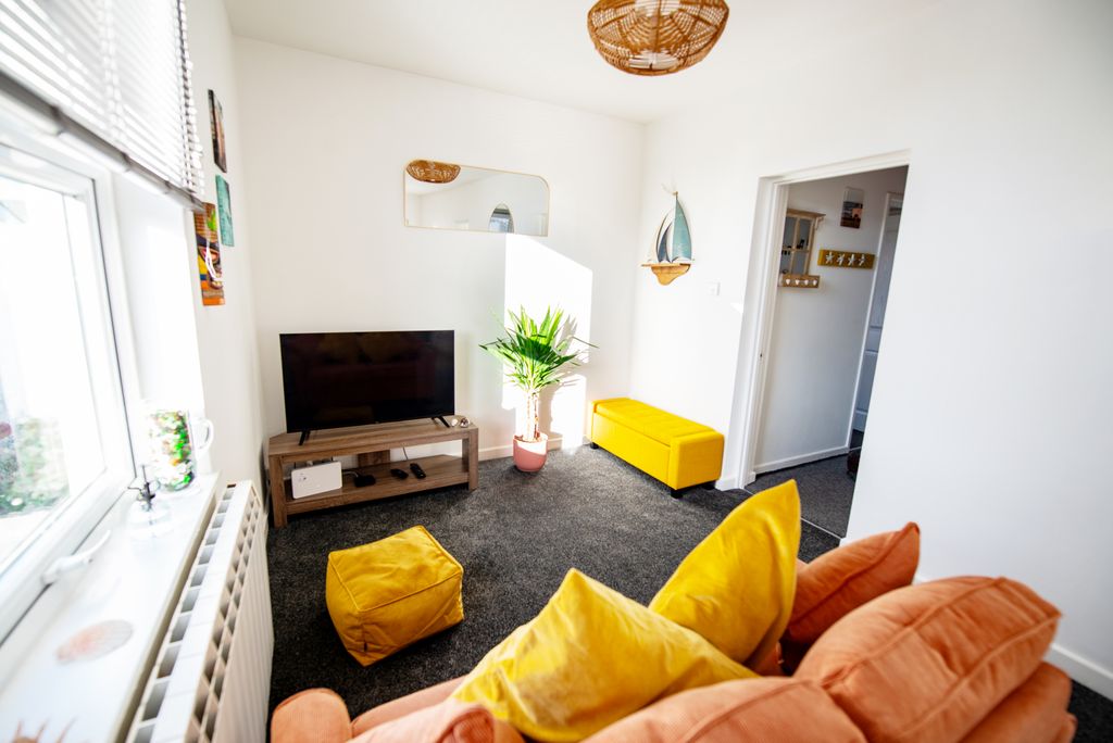 Additional image 7 of 1 bed flat to rentMayfield Road, Newquay TR7