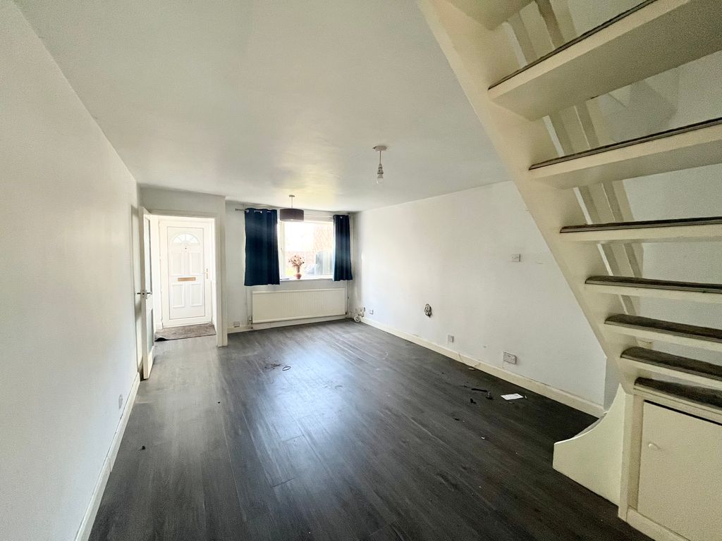 Property photo 2 of 5