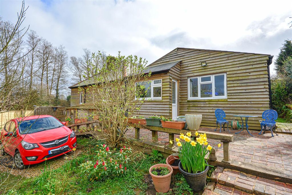 Property photo 1 of 24